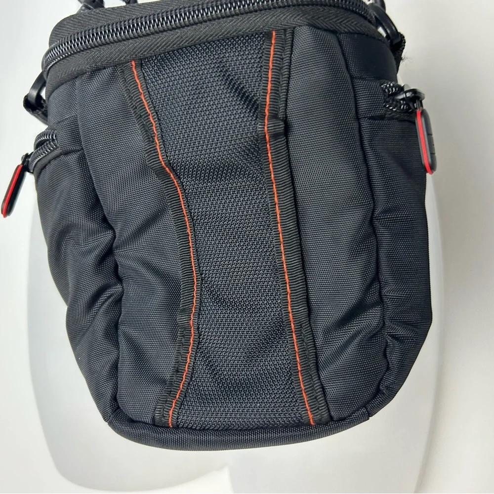 Case Logic Black Travel Camera Bag‎ Orange Piping Small